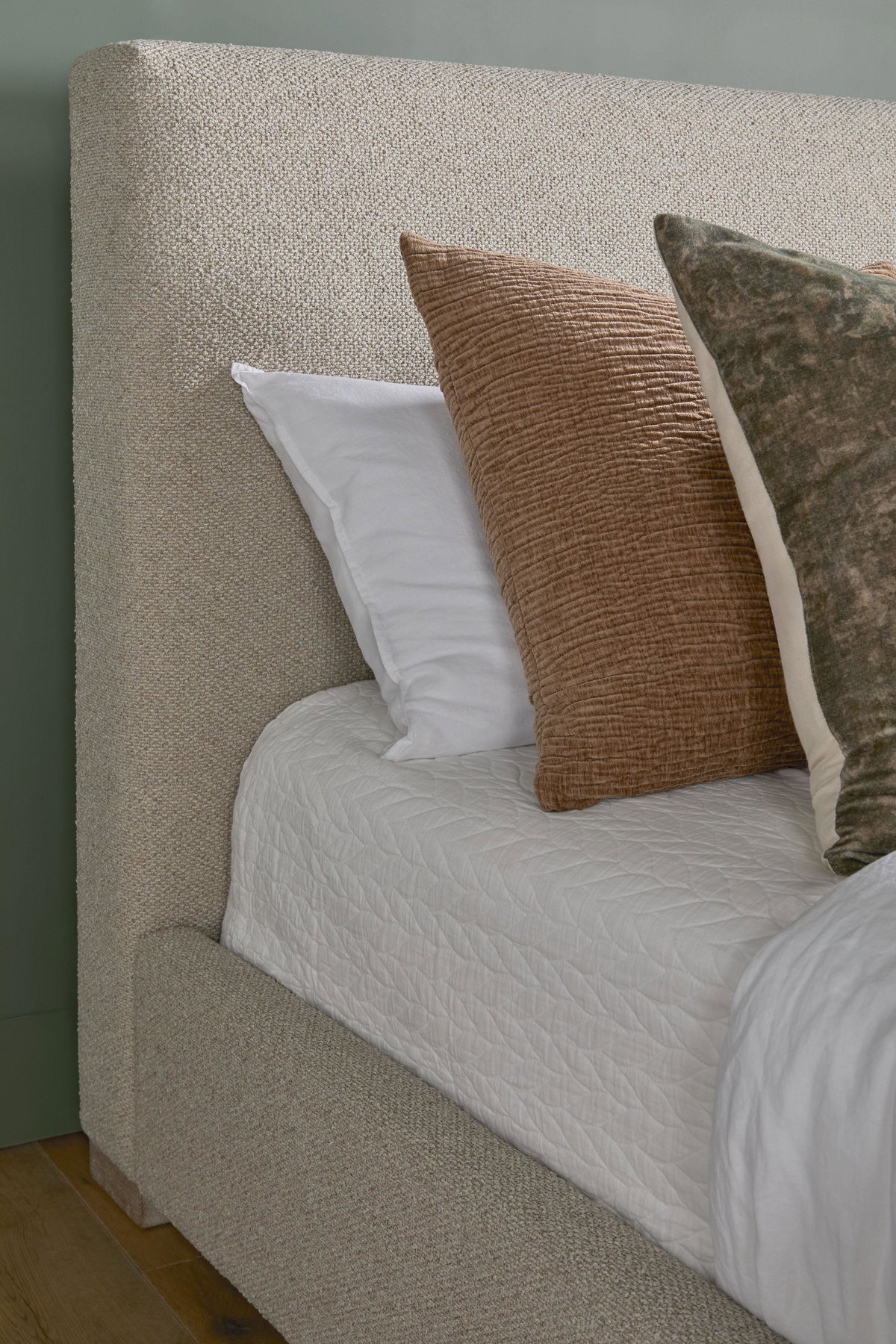 Warren Standard King Bed, by Essentials for Living, 82.5" width x 44.5" height x 99" depth View 13