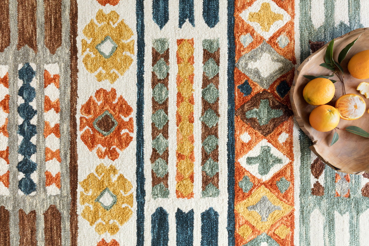 Loloi Zharah Rug, 1'6" length x 1'6" width View 3
