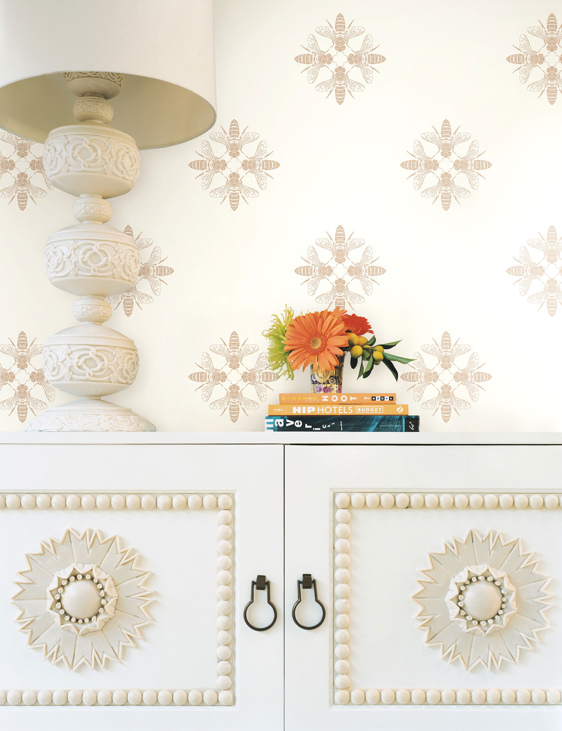 Honey Bee Gold & Cream Wallpaper large image 
