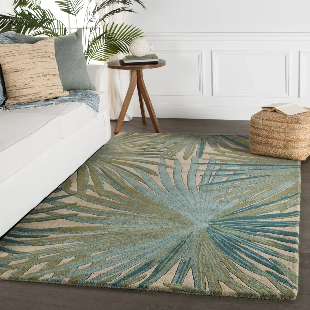 Coastal Seaside Hand-Tufted Blue/Green Area Rug large image 
