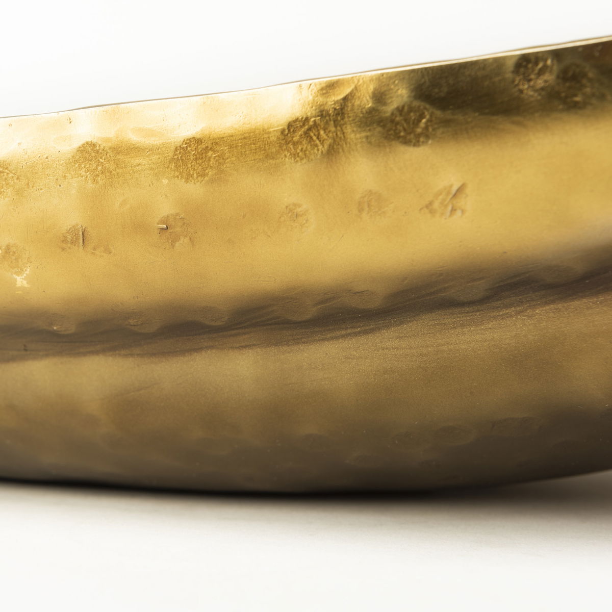 Karmen (Set of 2) Gold Hammered Oversized Bowls, Decorative Bowl by Mercana, 28.74" length x 11.81" width x 5.12" height View 7