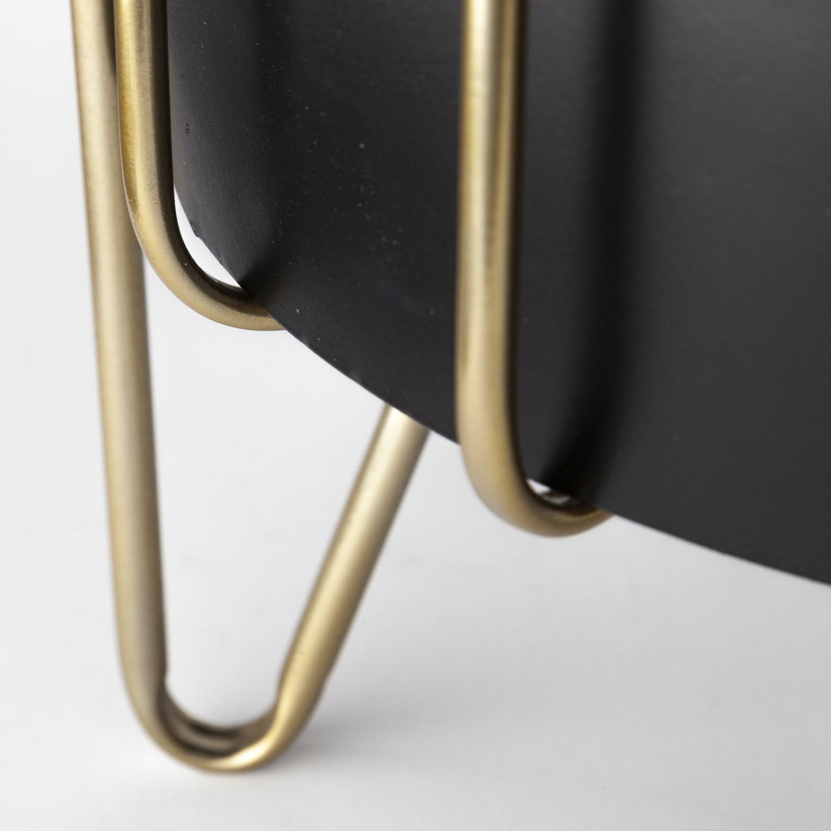 Pianta 13 x 21 Set of Two Black Metal Insert Brass Frame Plant Stands, Planter by Mercana, 12.8" length x 12.8" width x 20.87" height View 6