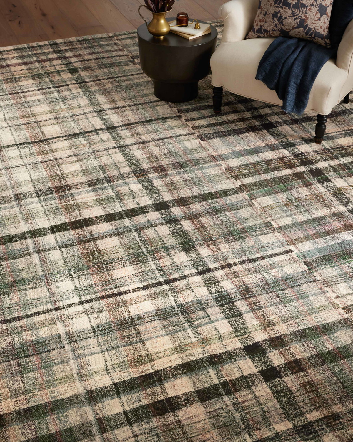 Chris Loves Julia x Loloi Humphrey Rug, 1'6" length x 1'6" width View 7