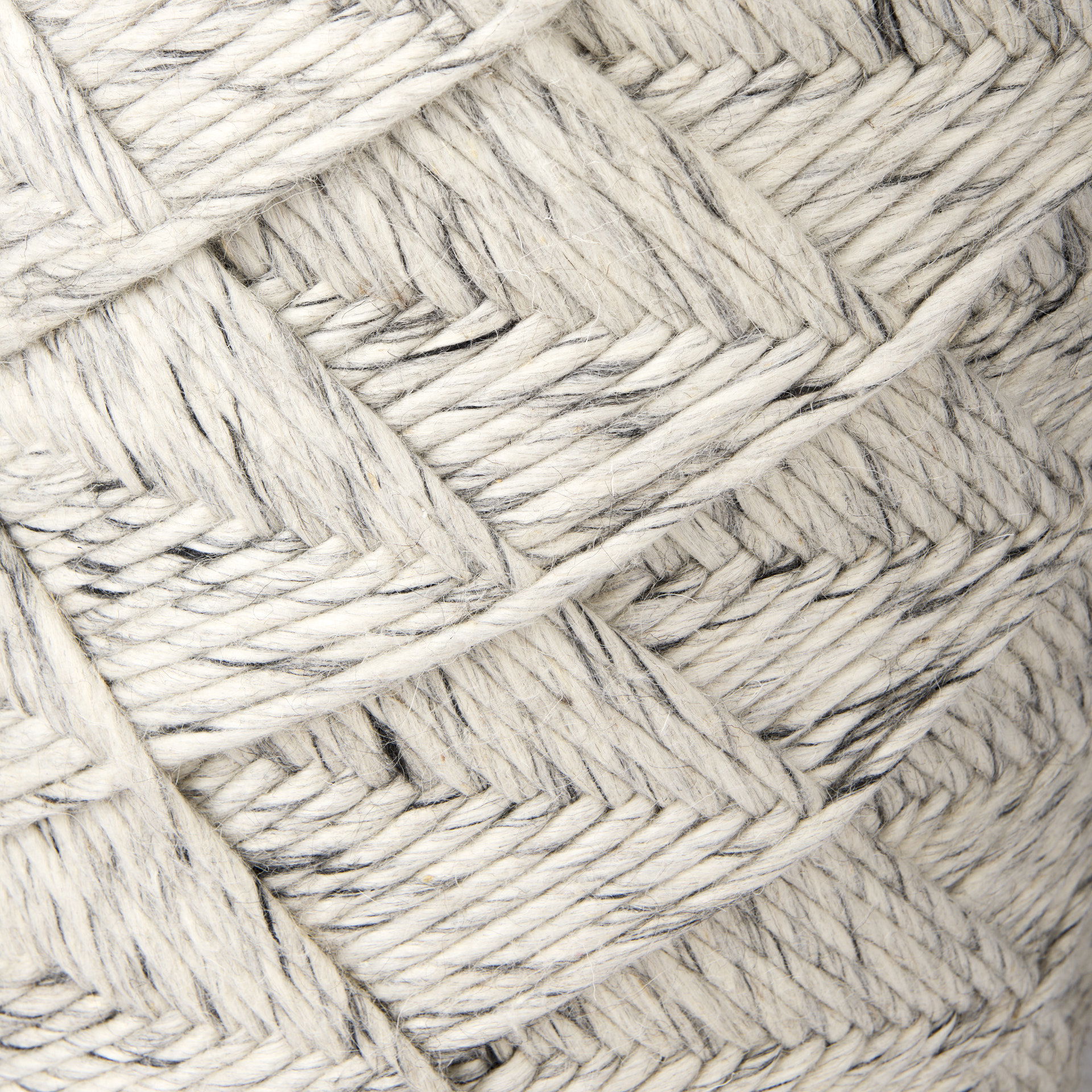 Esfera 17.7L x 15.7W x 15.7H Beige Chevron Woven Round Pouf, Ottoman by Mercana, 17.75" length x 15.75" width x 15.75" height View 6